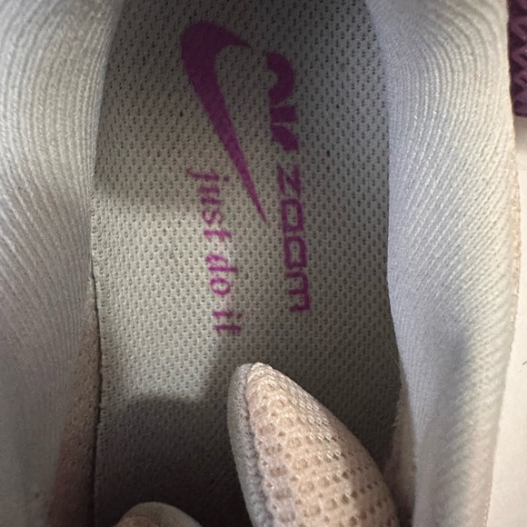 Nike Womens Air Zoom Pegasus 40 Running Shoes size 6.5 - Picture 8 of 9
